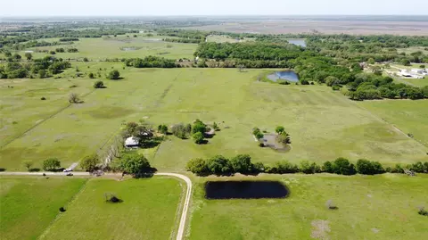 10702 Lagow Ln, Scurry, TX 75158