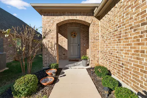 9613 Oxbow Ln, Little Elm, TX 75068