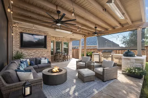 9613 Oxbow Ln, Little Elm, TX 75068