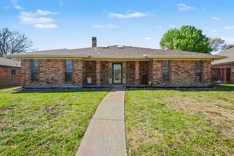 205 Randy Lee Ln, Mckinney, TX 75071
