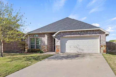 801 Valley Ct, Royse City, TX 75189
