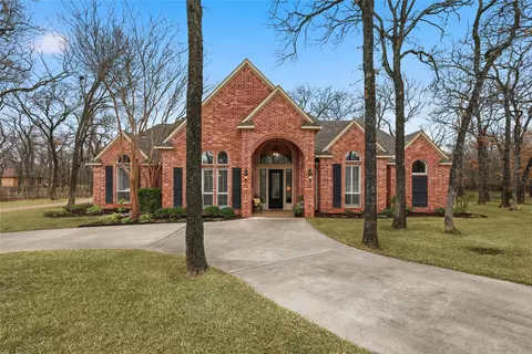Exterior - 601 Primrose Ct, Argyle, TX 76226 photo 2 of 7
