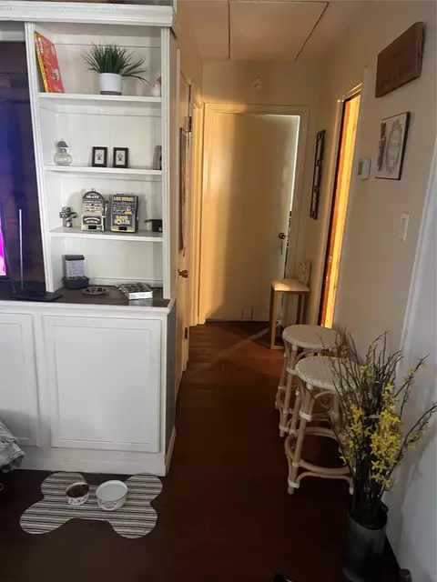 Entry Way - 704 E 9th St, Kemp, TX 75143 photo 1 of 1