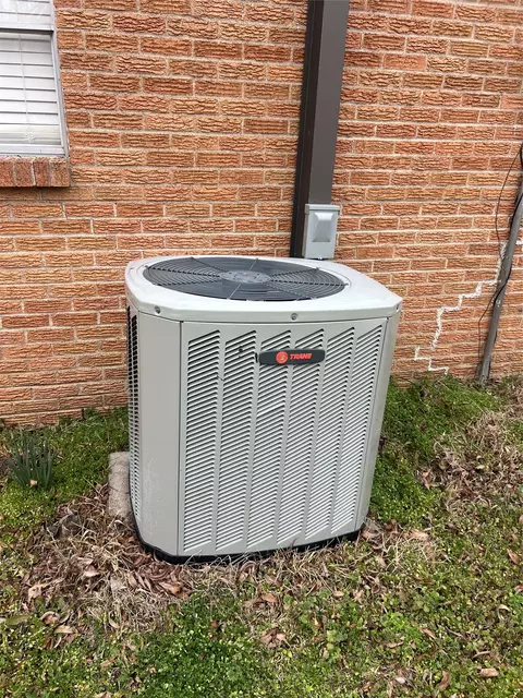 704 E 9th St, Kemp, TX 75143