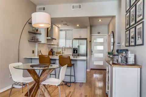 3907 Throckmorton St #2, Dallas, TX 75219