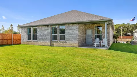 Exterior - 2609 Flycatcher Dr, Denton, TX 76205 photo 3 of 6