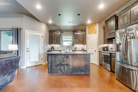 Kitchen - 1028 Hope Ct, Boyd, TX 76023 photo 4 of 6