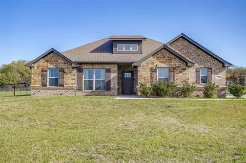 1028 Hope Ct, Boyd, TX 76023