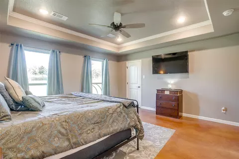 Bedroom - 1028 Hope Ct, Boyd, TX 76023 photo 2 of 4