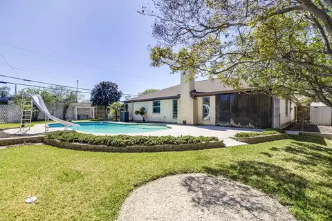 701 Del Mar Ln, Arlington, TX 76012