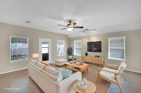 110 Enchanted Ct, Red Oak, TX 75154