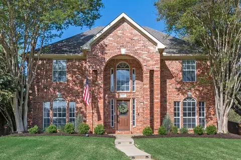1908 Campfire Ct, Lewisville, TX 75067