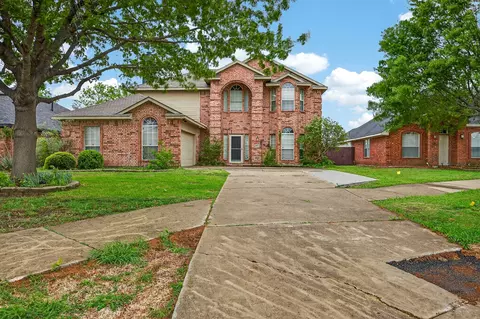2233 San Simeon Dr, Mesquite, TX 75181