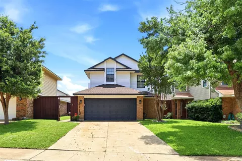 2110 Cologne Dr, Carrollton, TX 75007