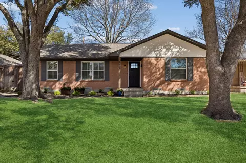 9646 Livenshire Dr, Dallas, TX 75238