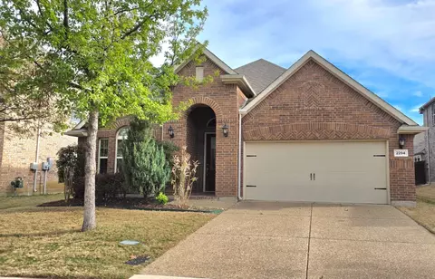 2294 Wind Meadow Ln, Lewisville, TX 75056
