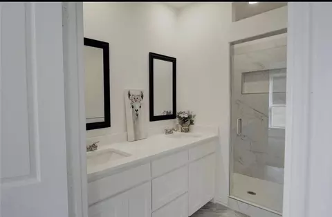 347 Rosemound St, Commerce, TX 75428 photo 8