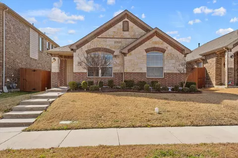 4011 Springfield Ln, Forney, TX 75126