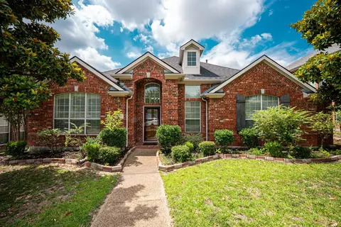 1810 Winterberry Trl, Garland, TX 75040
