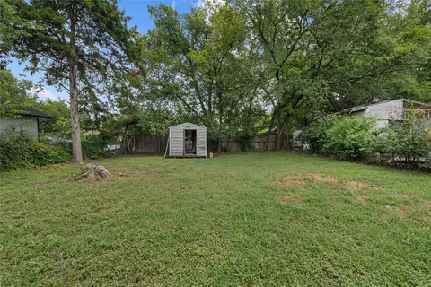 1212 Mclean Ave, Dallas, TX 75211