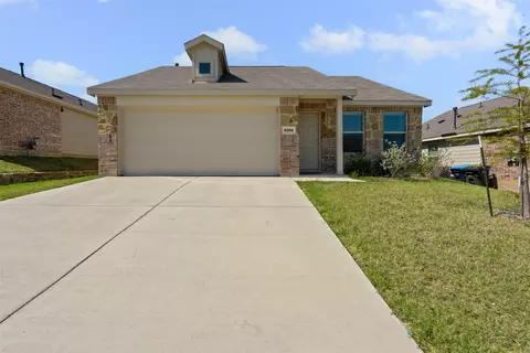 8308 High Robin Ave, Fort Worth, TX 76123