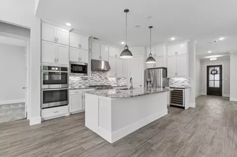 Kitchen - 1908 Roundtree Cir E, Aledo, TX 76008 photo 5 of 5