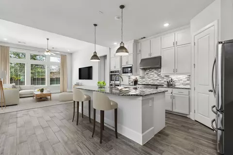 Kitchen - 1908 Roundtree Cir E, Aledo, TX 76008 photo 1 of 5