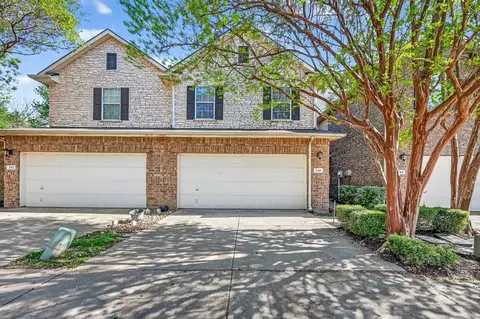 248 Turnberry Ln, Lewisville, TX 75067