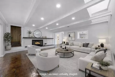 501 Tanglewood Dr S, Irving, TX 75061