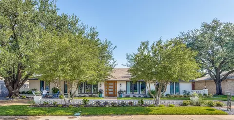 3851 Regent Dr, Dallas, TX 75229