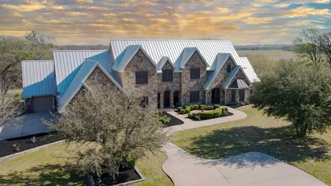 8970 Burnett Rd, Justin, TX 76247