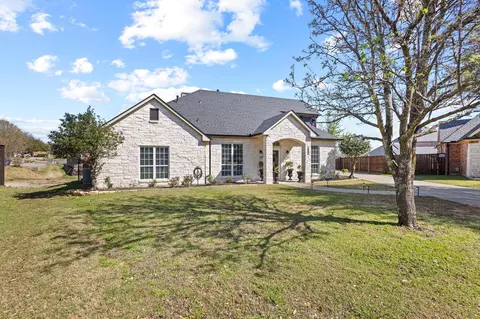 2306 Chandler Ct, Sherman, TX 75092