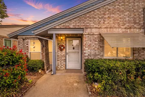 6632 Legters Dr, Dallas, TX 75236