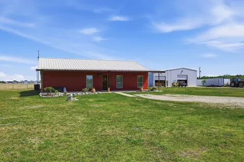 1748 Wilson Rd, Waxahachie, TX 75165