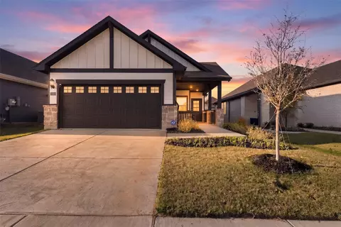3908 Murvaul Dr, Farmersville, TX 75442