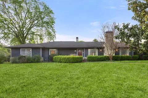1445 Oaklawn Dr, Corsicana, TX 75110