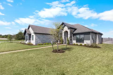 Exterior - 399 Frederick Dr, Robinson, TX 76706 photo 9 of 9