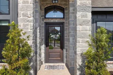 Entry Way - 399 Frederick Dr, Robinson, TX 76706 photo 2 of 2
