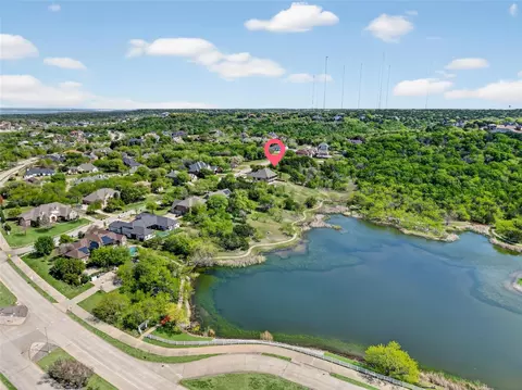 2732 Wood Lake Dr, Cedar Hill, TX 75104