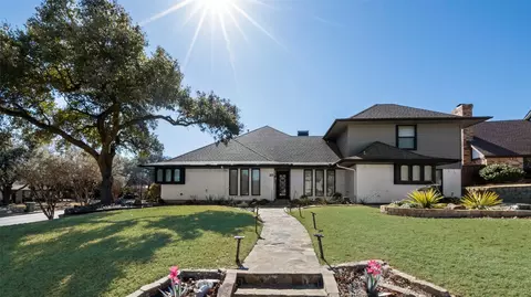 3021 Club Hill Dr, Garland, TX 75043