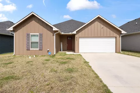 347 Preston Rd, Mabank, TX 75147