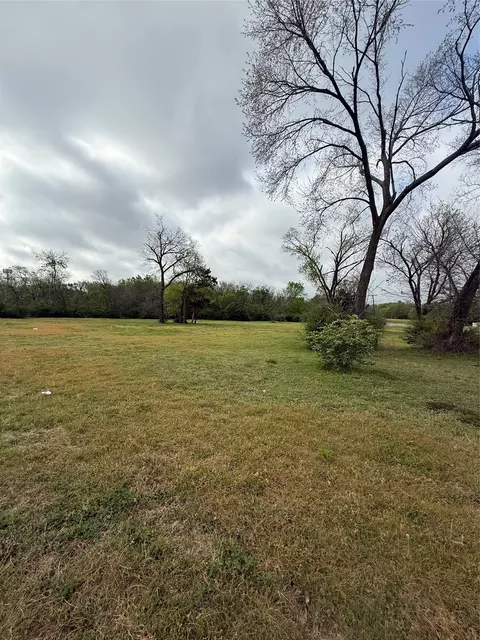 3401 S Sam Houston Rd, Dallas, TX 75227