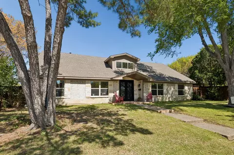 1433 Lincoln Pl, Carrollton, TX 75006