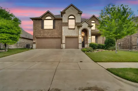 409 Brookdale Dr, Midlothian, TX 76065