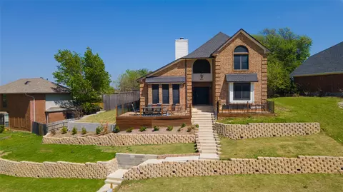 2711 Spyglass Dr, Carrollton, TX 75007