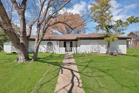 6758 Cartagena Ct, Fort Worth, TX 76133