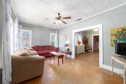 Living - 601 E Ross Ave, De Leon, TX 76444 photo 1 of 3