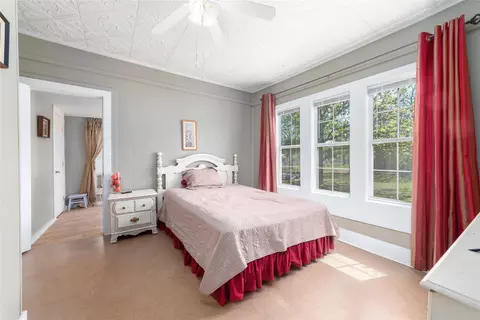 Bedroom - 601 E Ross Ave, De Leon, TX 76444 photo 1 of 4