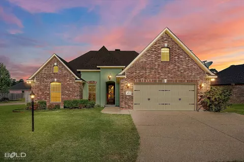 9672 Heron Springs Dr, Shreveport, LA 71106