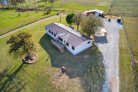 2667 Roland Rd, Whitesboro, TX 76273